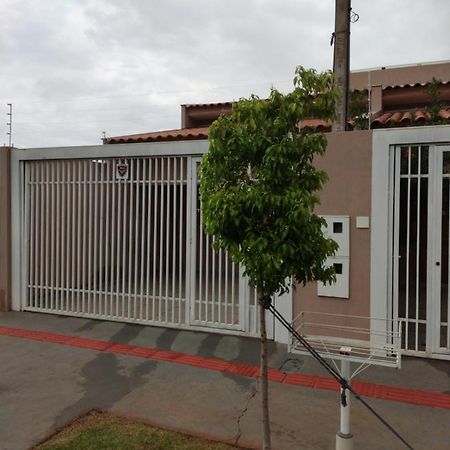 Casa Aconchegante Perto Da Uel Villa ลอนดริน่า ภายนอก รูปภาพ